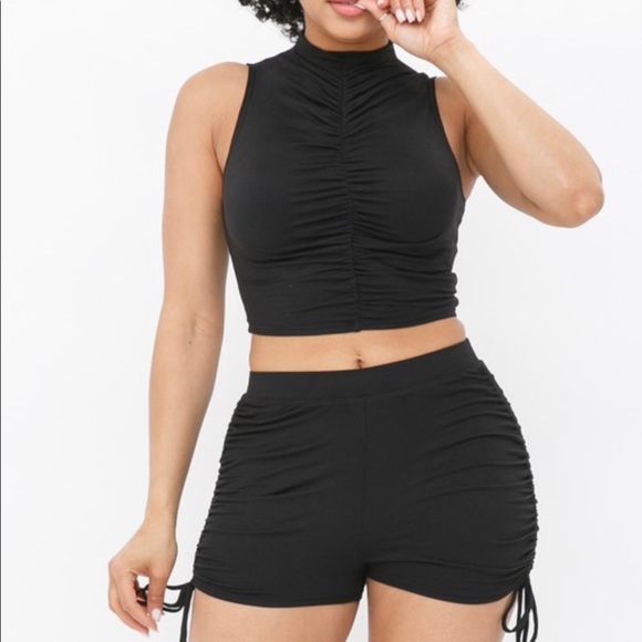 •A Sure Thing• Two Piece Shirring Short Set - Picture 5 of 5